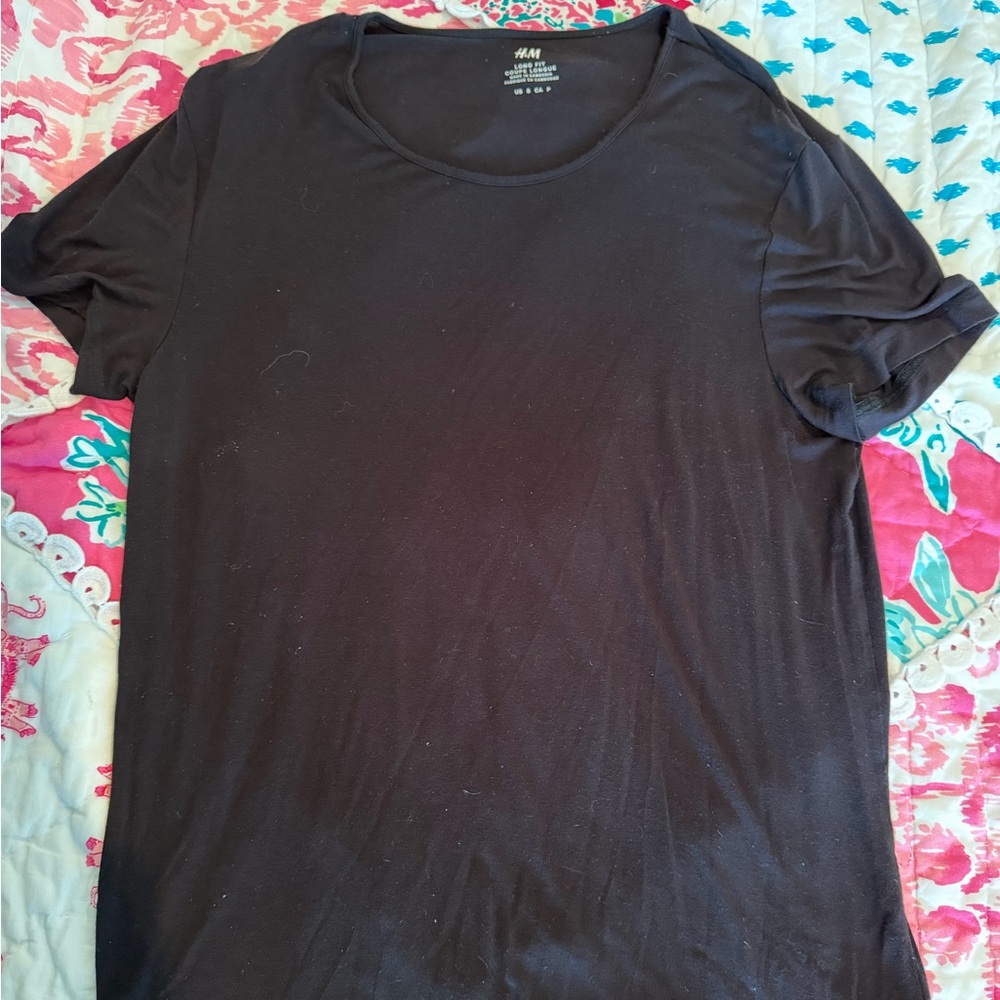 H&M Long Fit Black Short Sleeve Tee